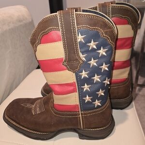 Womens 8 Durango boots. American flag